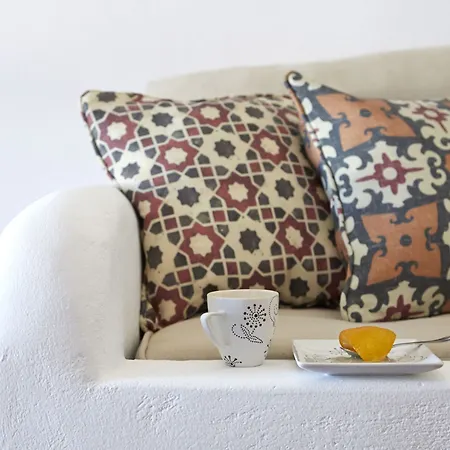 Joy House * Akrotiri (Santorini)