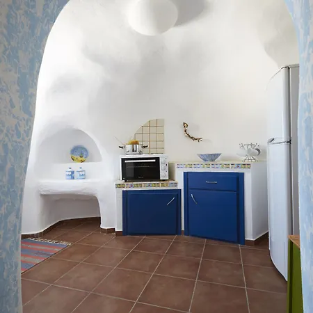 Joy House Akrotiri (Santorini)